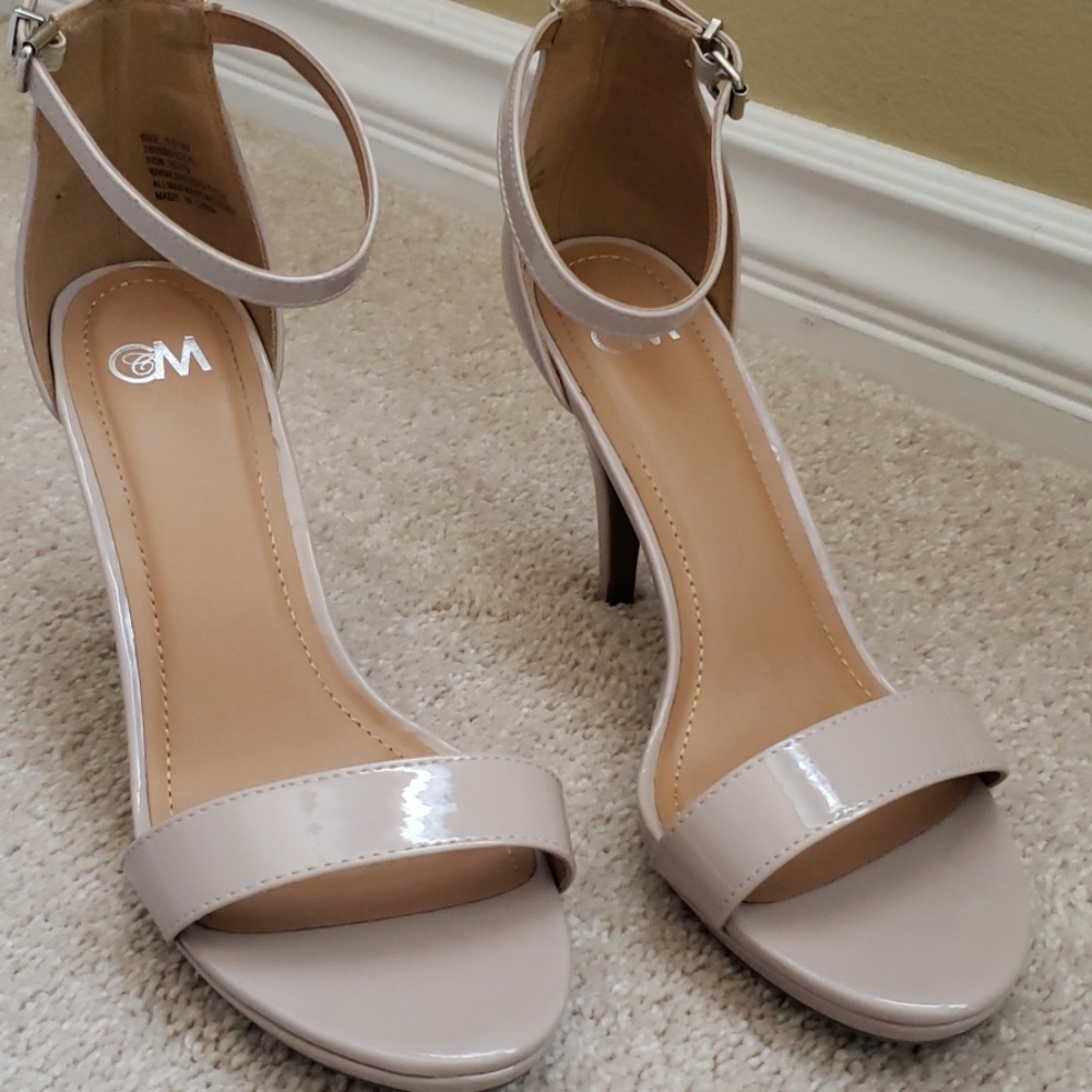 C&M Tan Heels